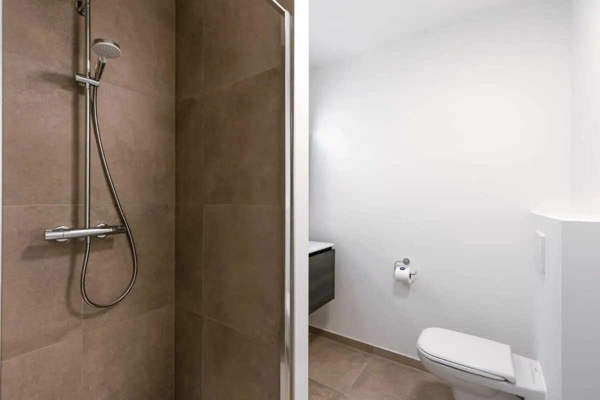 Huswell - Stylish New Apartment - Free Parking 오스텐드